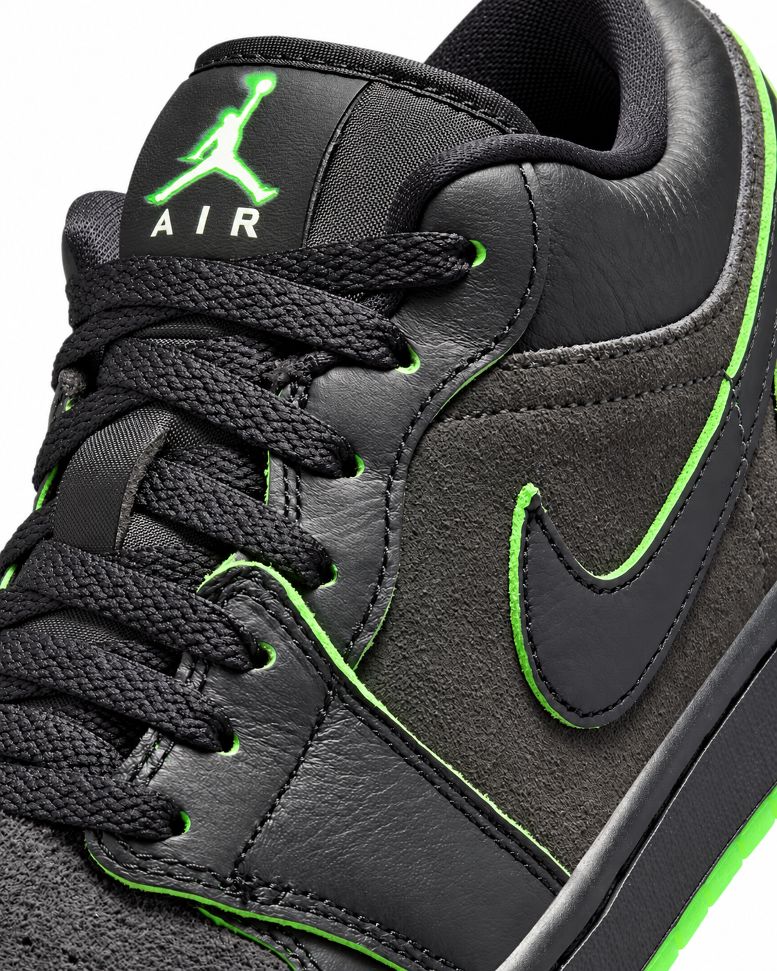 Men's Air Jordan 1 Low SE Black/Scream Green/Dark Smoke Grey/Black IQ5494-001