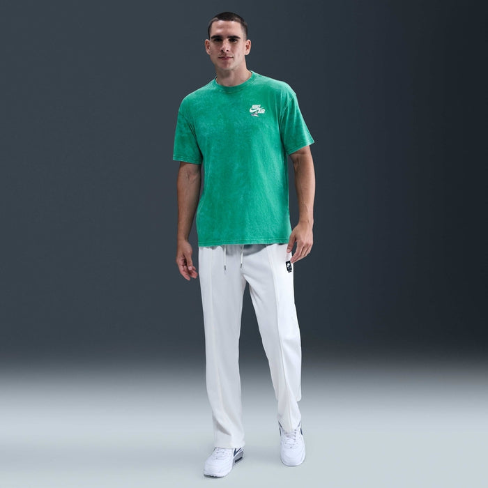 Nike Sportswear Men's Washed Globe/Air Max Graphic T-Shirt