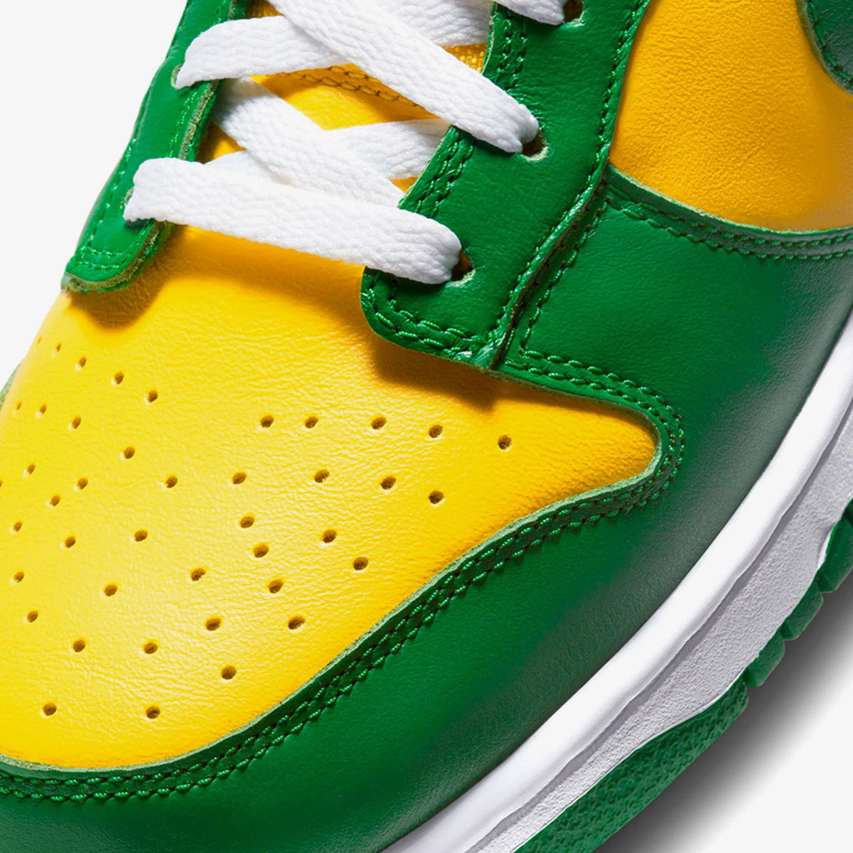 Unisex Nike Dunk Low SP "Brazil" Sneakers