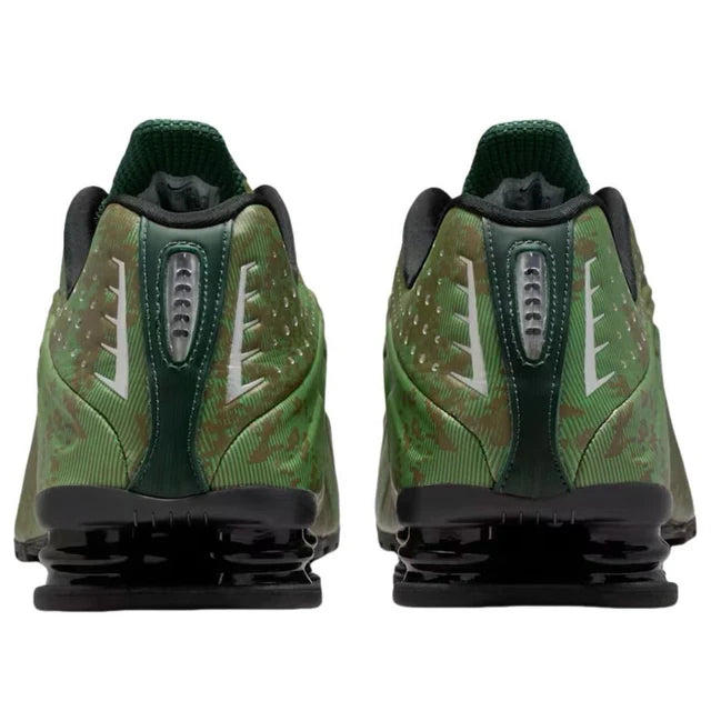 Men's Nike Shox R4 SP Noble Green/Team Kelly Green IQ0636-300