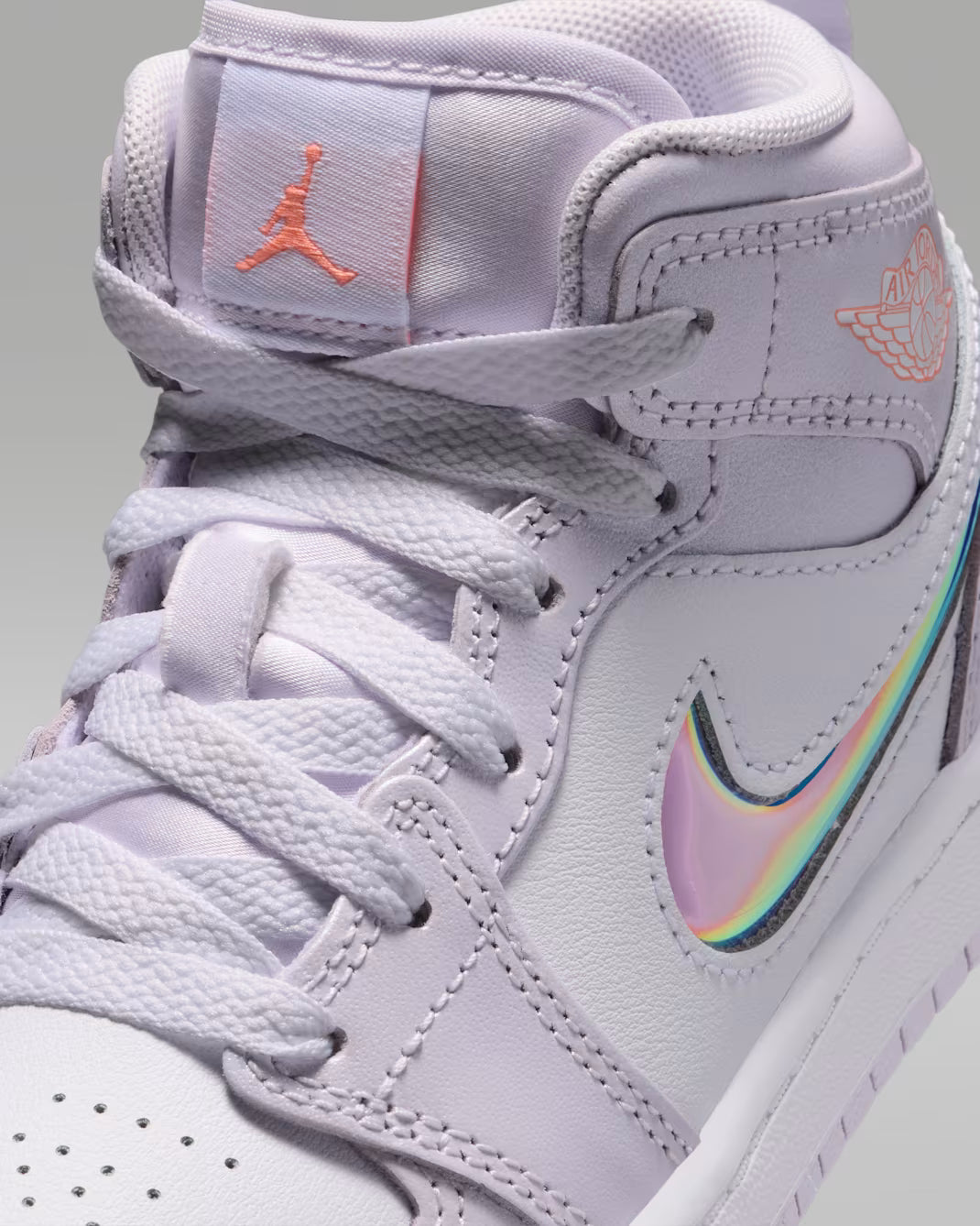 Air Jordan 1 Mid SE Little Kids' Sneakers