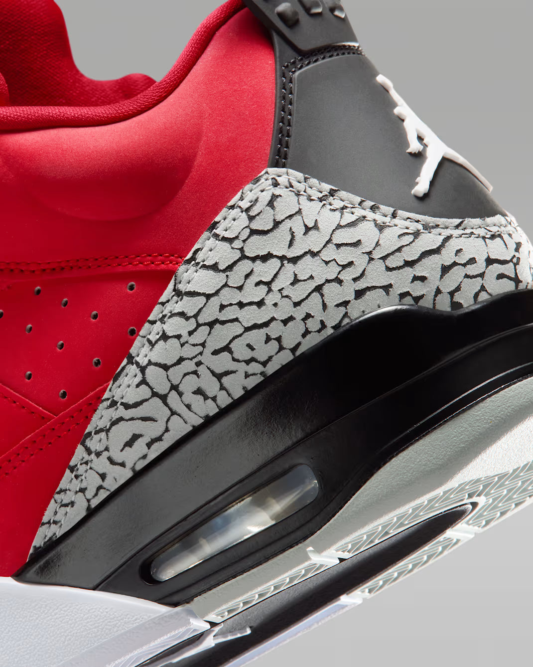 Jordan Son of Mars Low Men's Sneakers - Fired Red