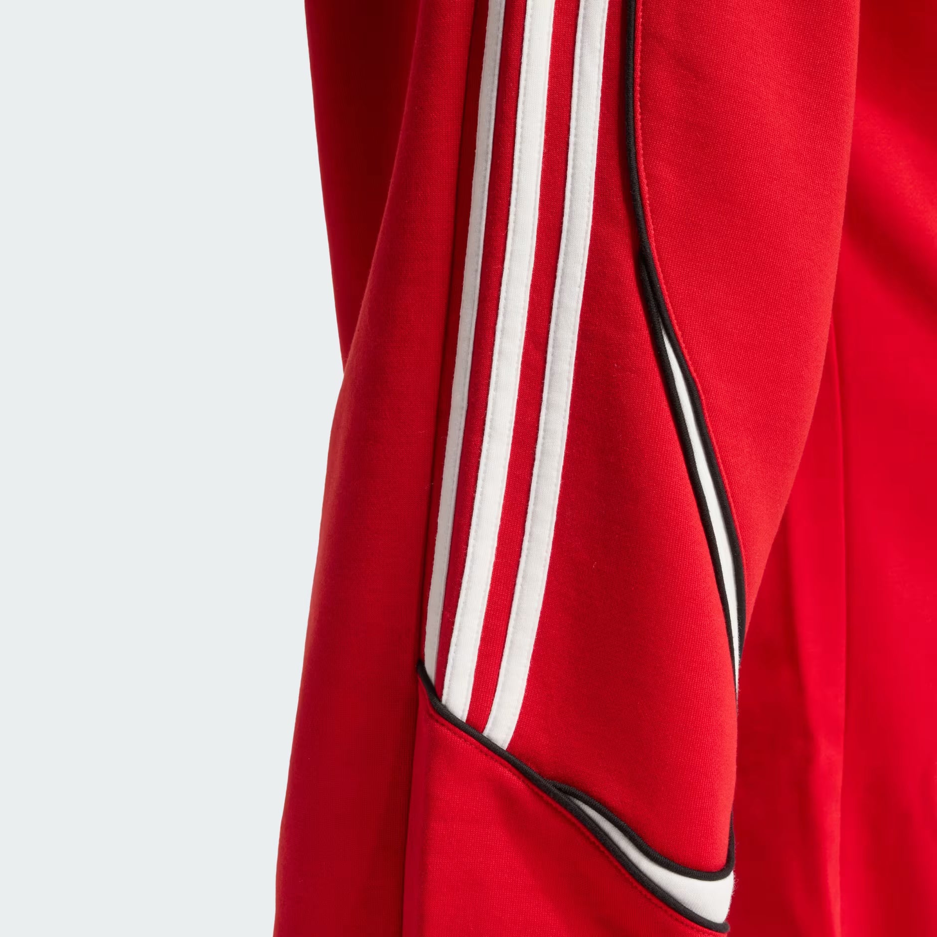 adidas Men's Teamgeist Graphic Fleece Pant 4