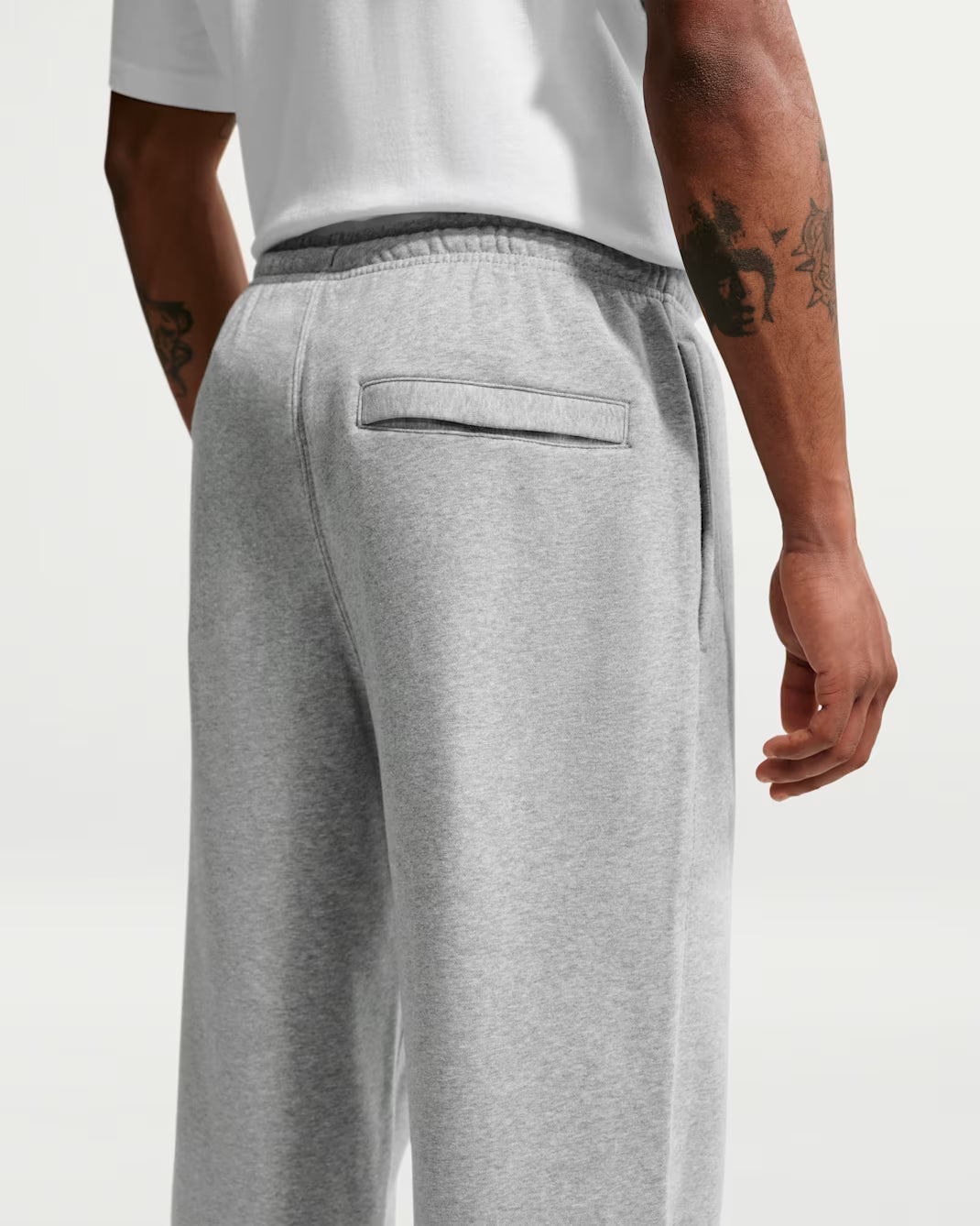Men's Nike Club Open-Hem Fleece Pants - Gray