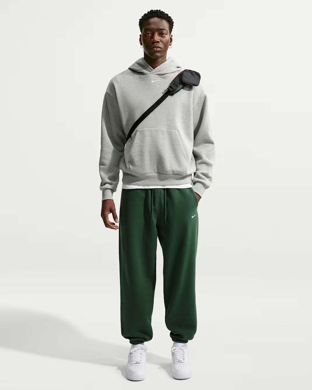 Men's Nike Solo Fleece Sweatpants Green IX1930-323