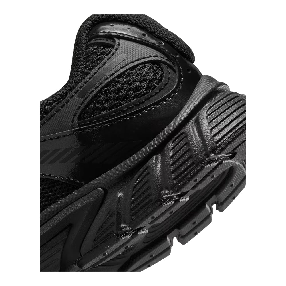 Nike V5 RNR Big Kids' Sneakers