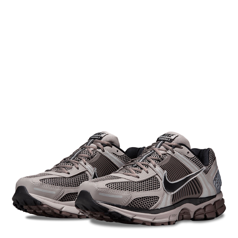 Nike Zoom Vomero 5 Men's Sneakers