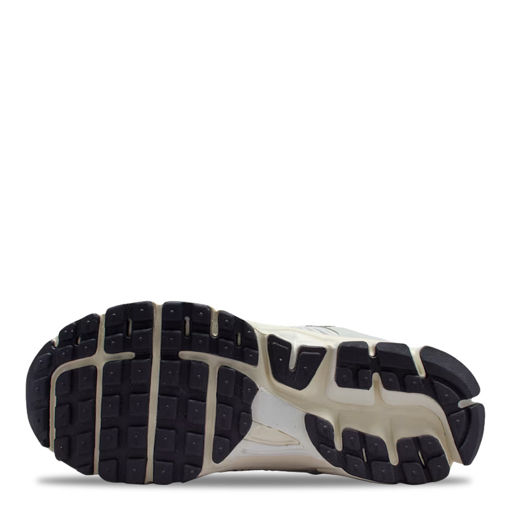 Nike Vomero 5 Big Kids' Sneakers