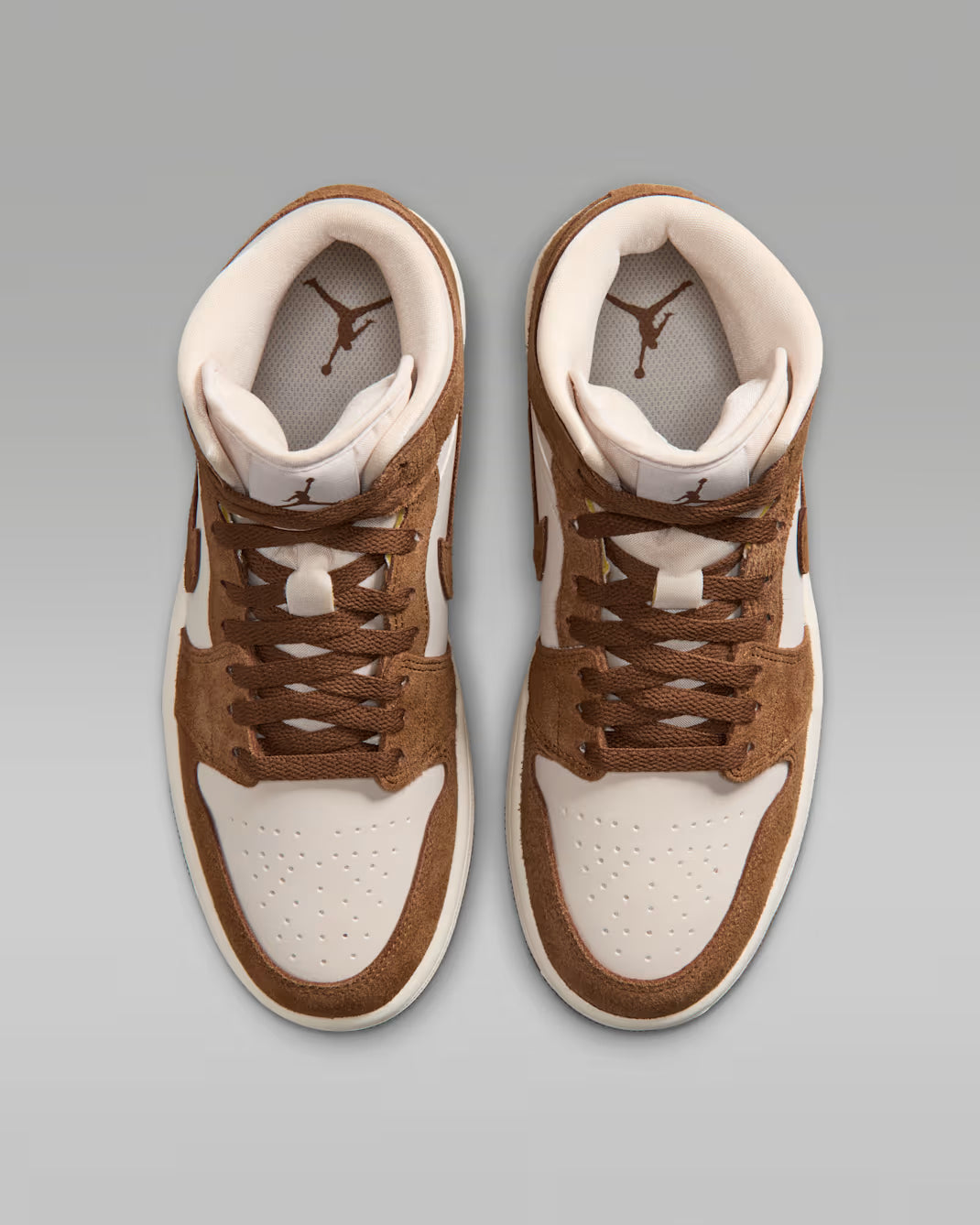 Women's Air Jordan 1 Mid Light British Tan/Chalk BQ6472-203