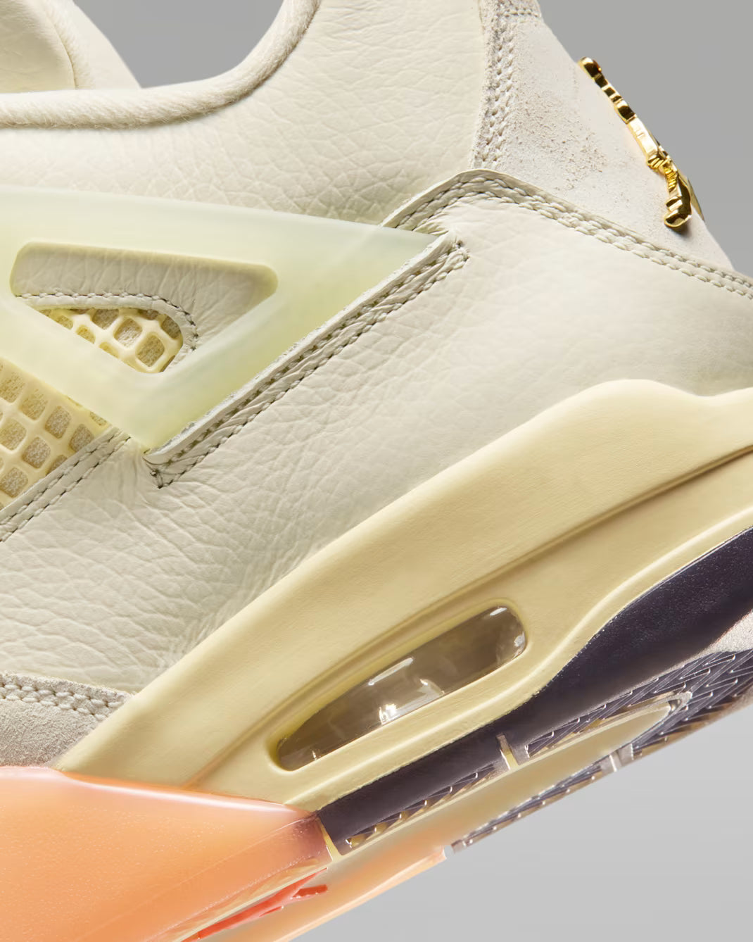 Women's Air Jordan 4 Retro Birds of Paradise Coconut Milk/Metallic Gold/Muslin/Bright Mango/Sundial/Black HV0823-101