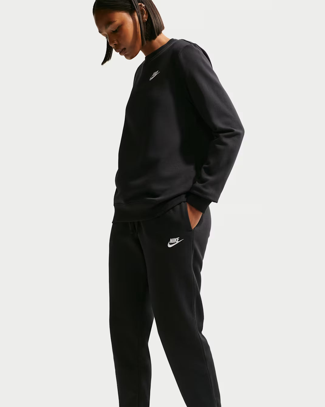 Nike Sportswear Club Fleece Mid-Rise Joggers Black/White DQ5191-010