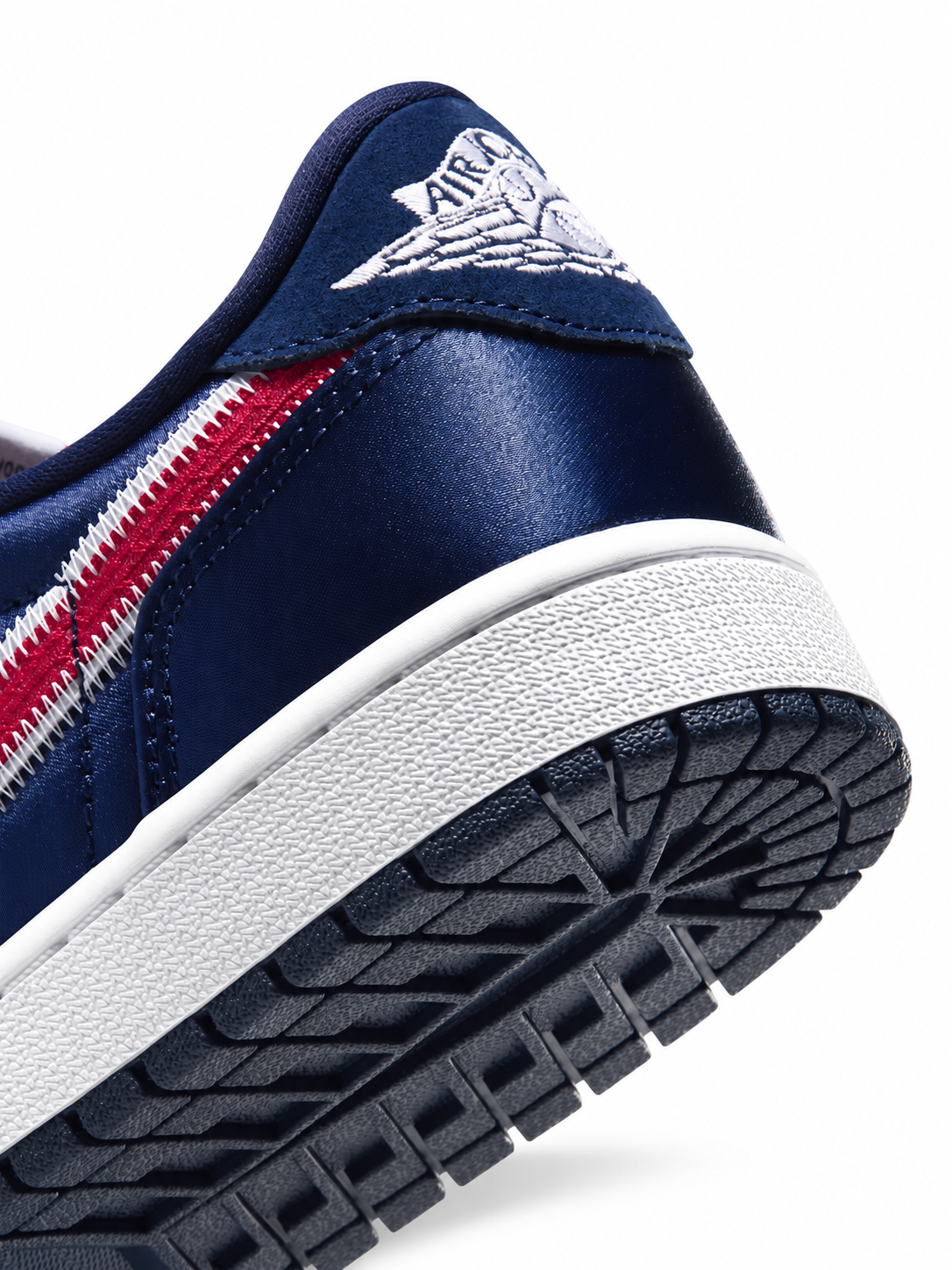Men's Air Jordan 1 Retro Low OG Howard College Navy/White/University Red IX8478-410