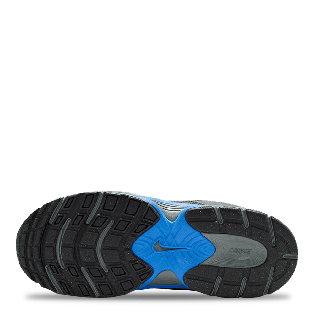 Nike V5 RNR Big Kids' Sneakers