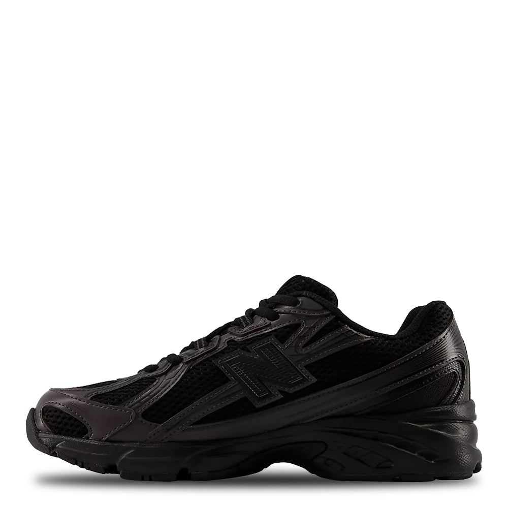 New Balance 740 Sneakers