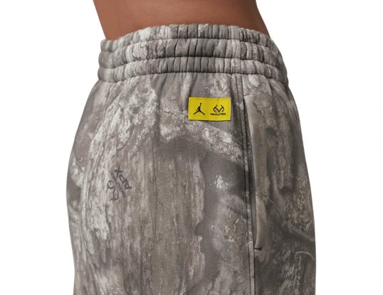 Women's Jordan Brooklyn Fleece Relaxed Wide Leg Realtree Pants White/Bright Citron IU7253-100