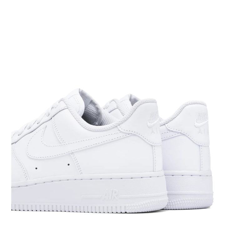 Nike Air Force 1 &