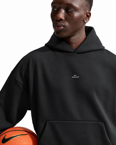 Men's Nike Standard Issue Therma-FIT Brushed Basketball Pullover Hoodie Black/Pale Ivory IM5918-010