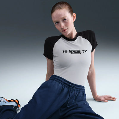 Women's Nike Sportswear Chill Knit Slim Graphic T-Shirt 3