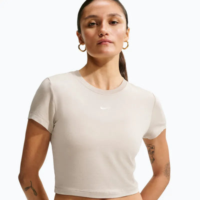 Nike Sportswear Chill Knit Women's Cropped T-Shirt