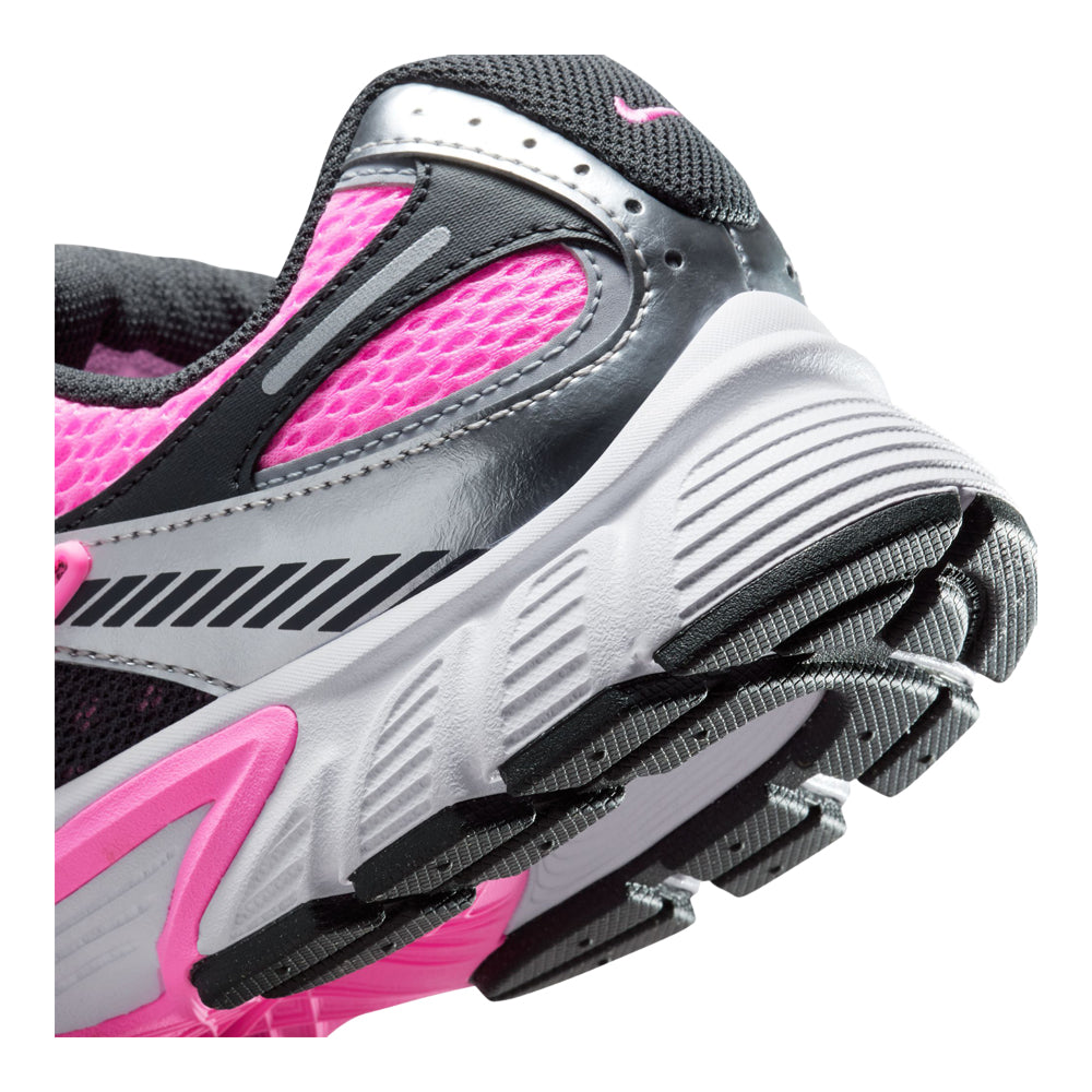 Nike V5 RNR Women's Sneakers