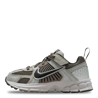 Nike Vomero 5 Little Kids' Sneakers