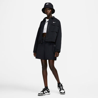 Women's Nike Sportswear Essential  Woven High-Waisted Shorts Black DM6247-010