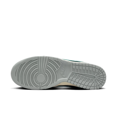 Nike Dunk Low - Retro Premium - Men's Sneakers