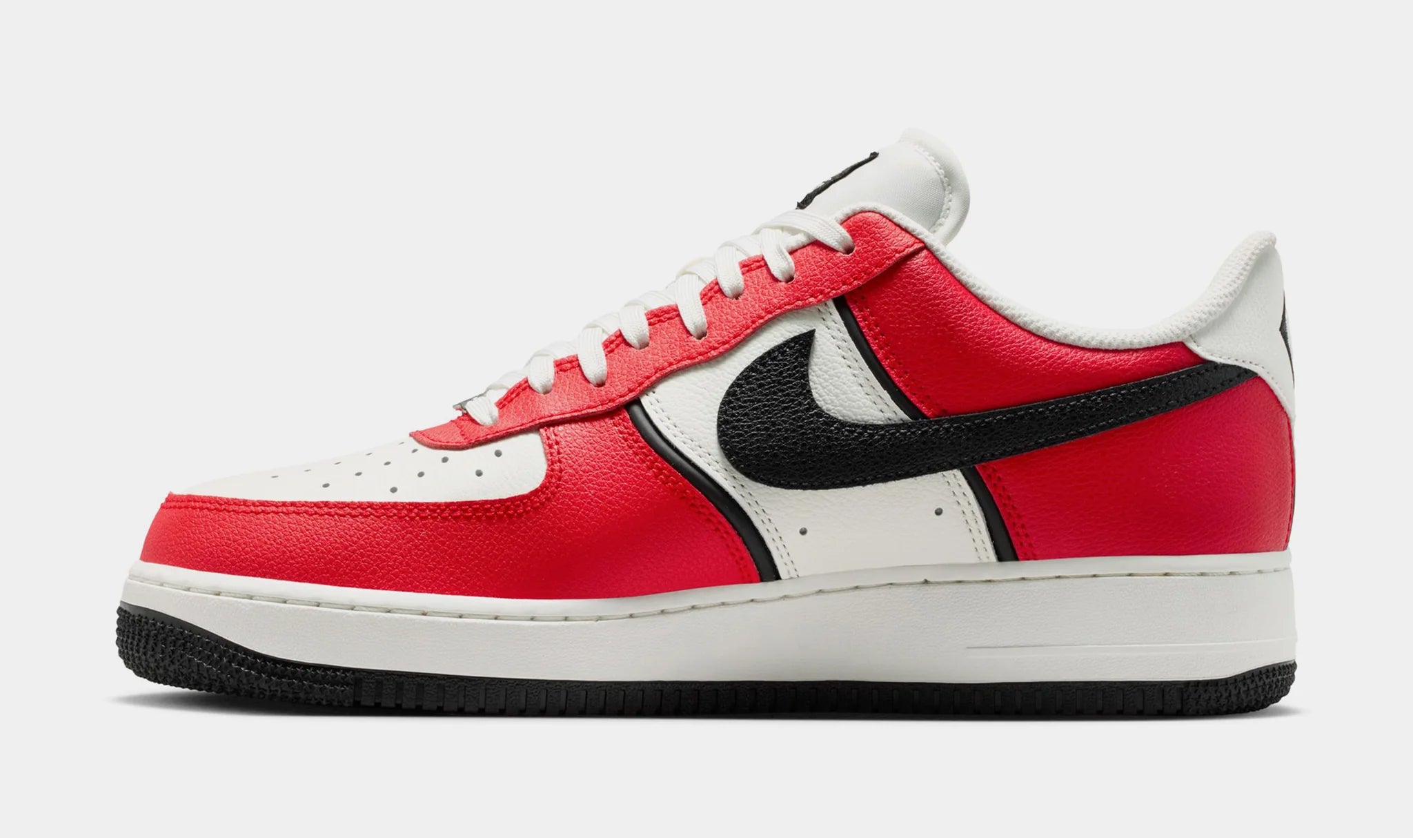 Men's Nike Air Force 1 `07 LV8 University Red/Black/Sail IM5752-600