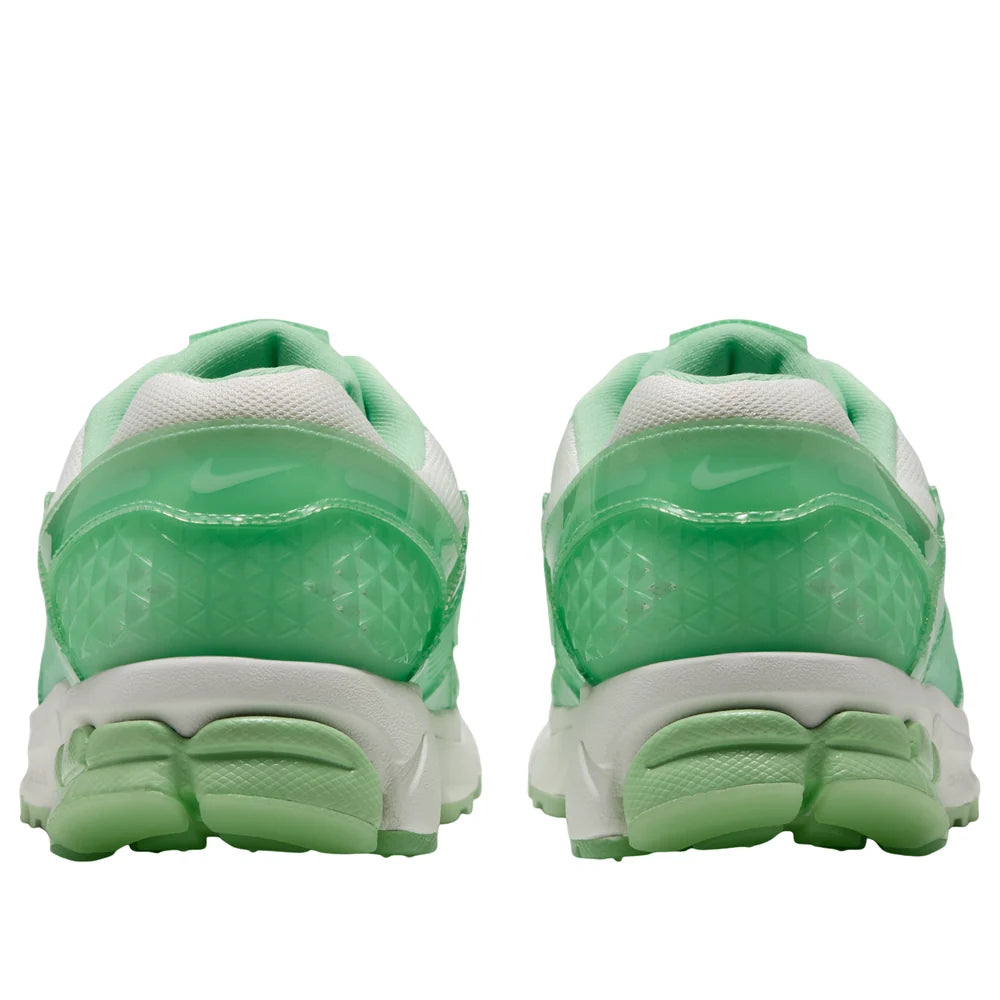 Nike Zoom Vomero 5 Women's Sneakers
