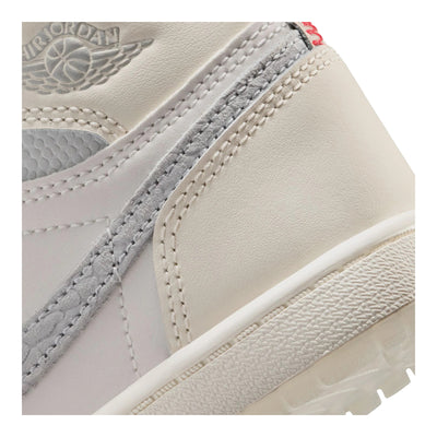 Air Jordan 1 Retro High OG Little Kids' Sneakers