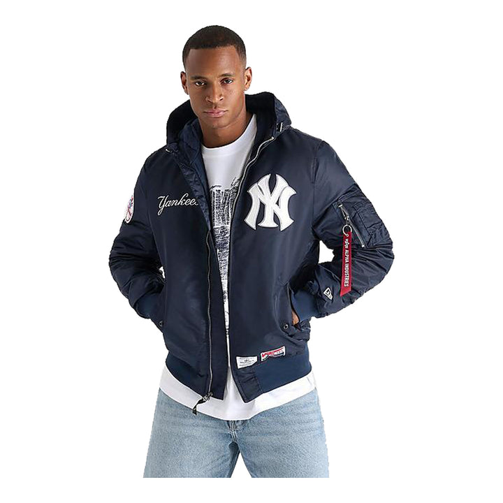 New Era x Alpha Industries Men's New York Yankees MLB Hooded Bomber Jacket