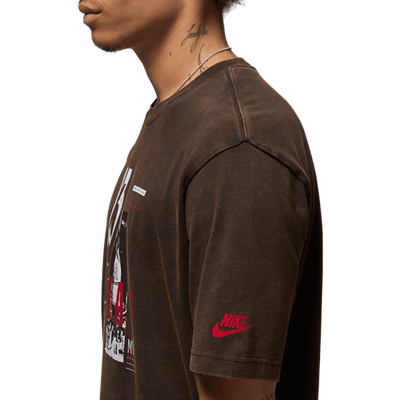 Men's Air Jordan Reissue Graphic T-Shirt - Black/Gym Red/White 5