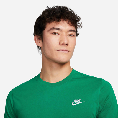 Men's Nike Sportswear Club T-Shirt Malachite AR4997-365