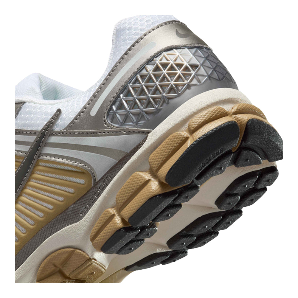 Nike Zoom Vomero 5 Men's Sneakers