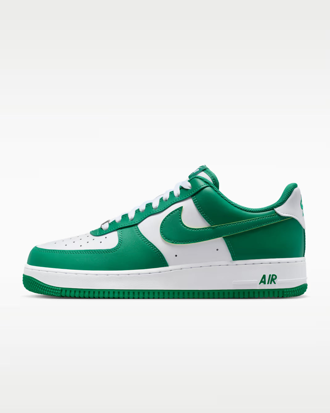 Men's Nike Air Force 1 `07 White/White/Malachite FJ4146-132