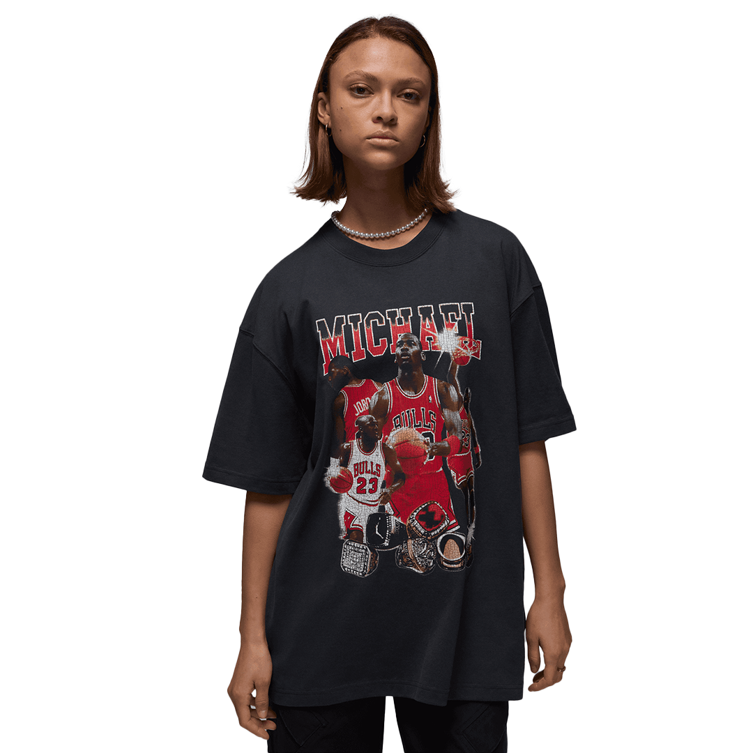 Women's Jordan Oversized Short-Sleeve Graphic T-Shirt 1