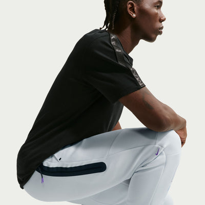 Men's Nike Tech Fleece Air Max Jogger Pants - Off White/Bright Violet 2