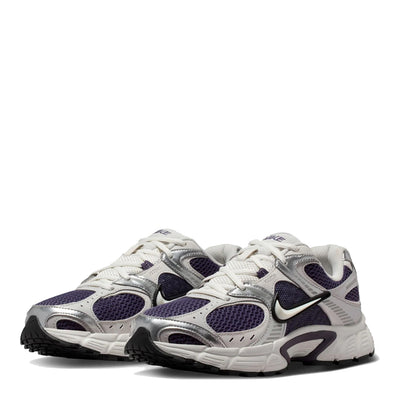 Nike Women's V5 RNR - Dark Raisin & Summit White 2