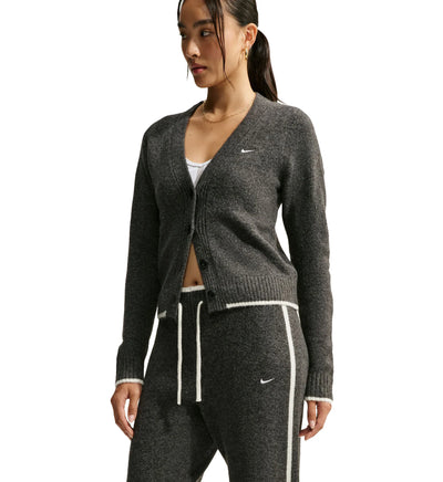 Nike Sportswear Chill Knit Women’s Mid-Rise Pants
