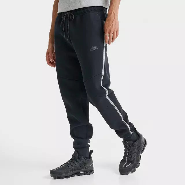 Men's Nike Tech Fleece Joggers with Reflective Accents - Black/Black 1