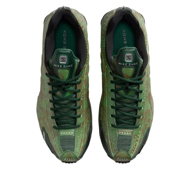 Men's Nike Shox R4 SP Noble Green/Team Kelly Green IQ0636-300