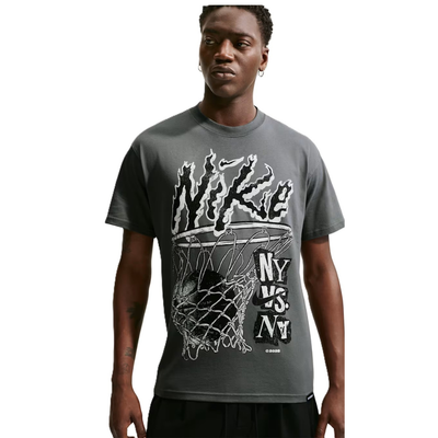 Nike Sportswear Men's Short-Sleeve T-Shirt