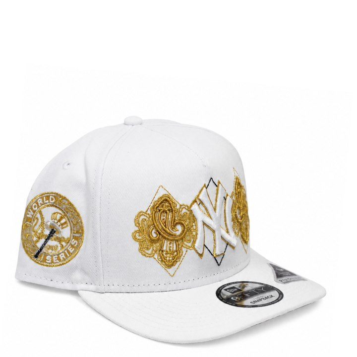 New Era New York Yankees Paisley Elements 9FIFTY A-Frame Trucker Snapback Hat