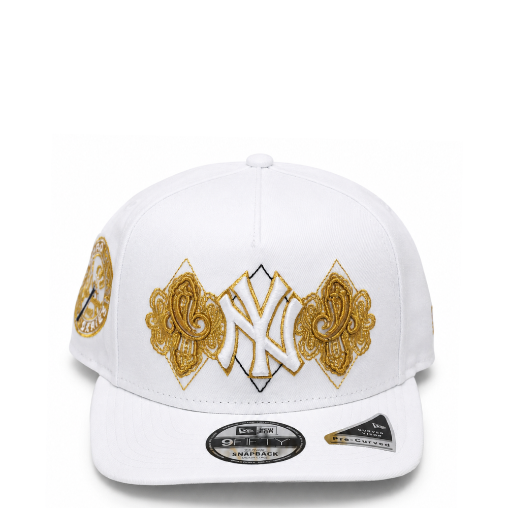 New Era New York Yankees Paisley Elements 9FIFTY A-Frame Trucker Snapback Hat