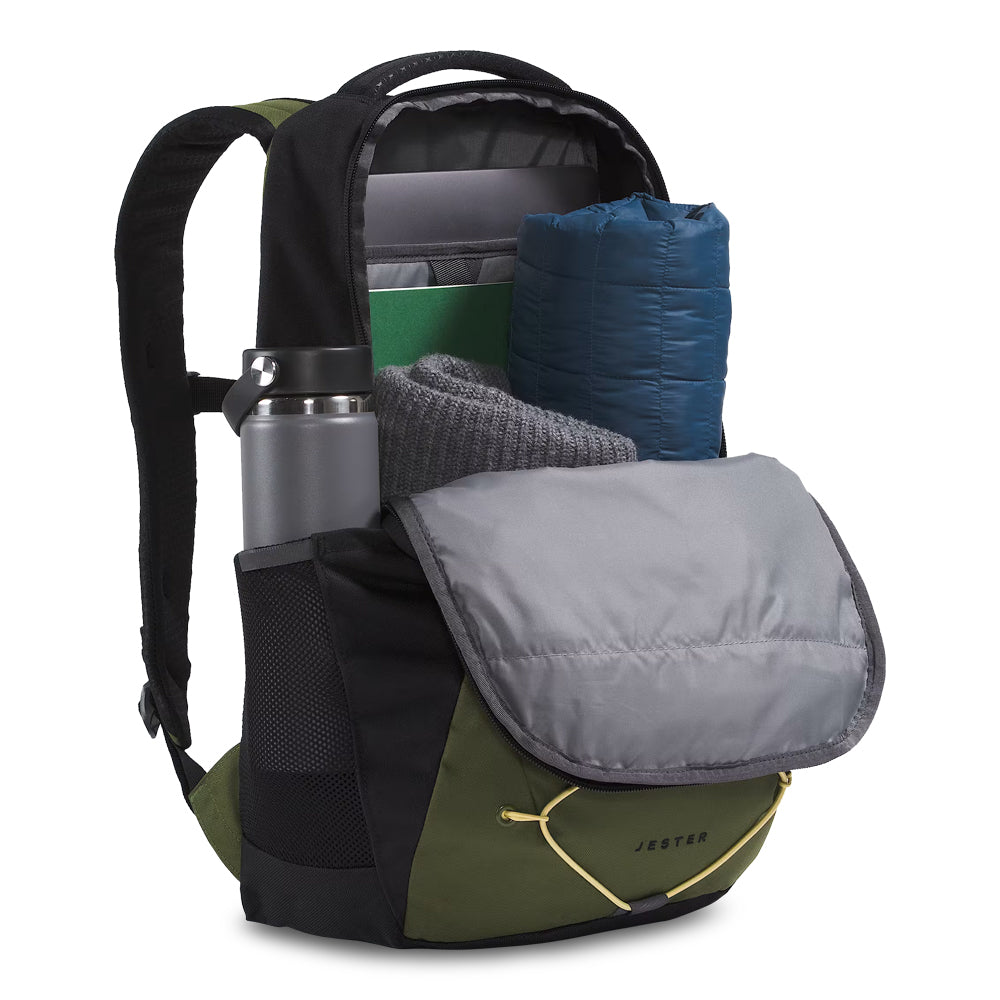 The North Face Jester 28 L Backpack - Woodland Green