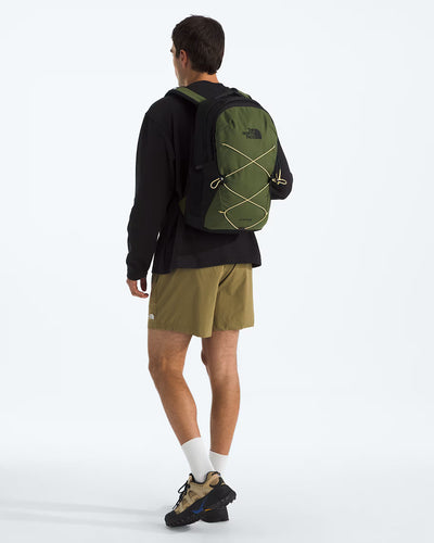 The North Face Jester 28 L Backpack - Woodland Green