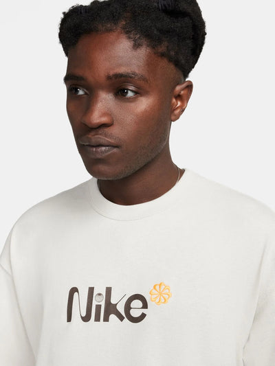 Men's Nike Sportswear Max90 T-Shirt Sail/Light-Bone FQ3766-072