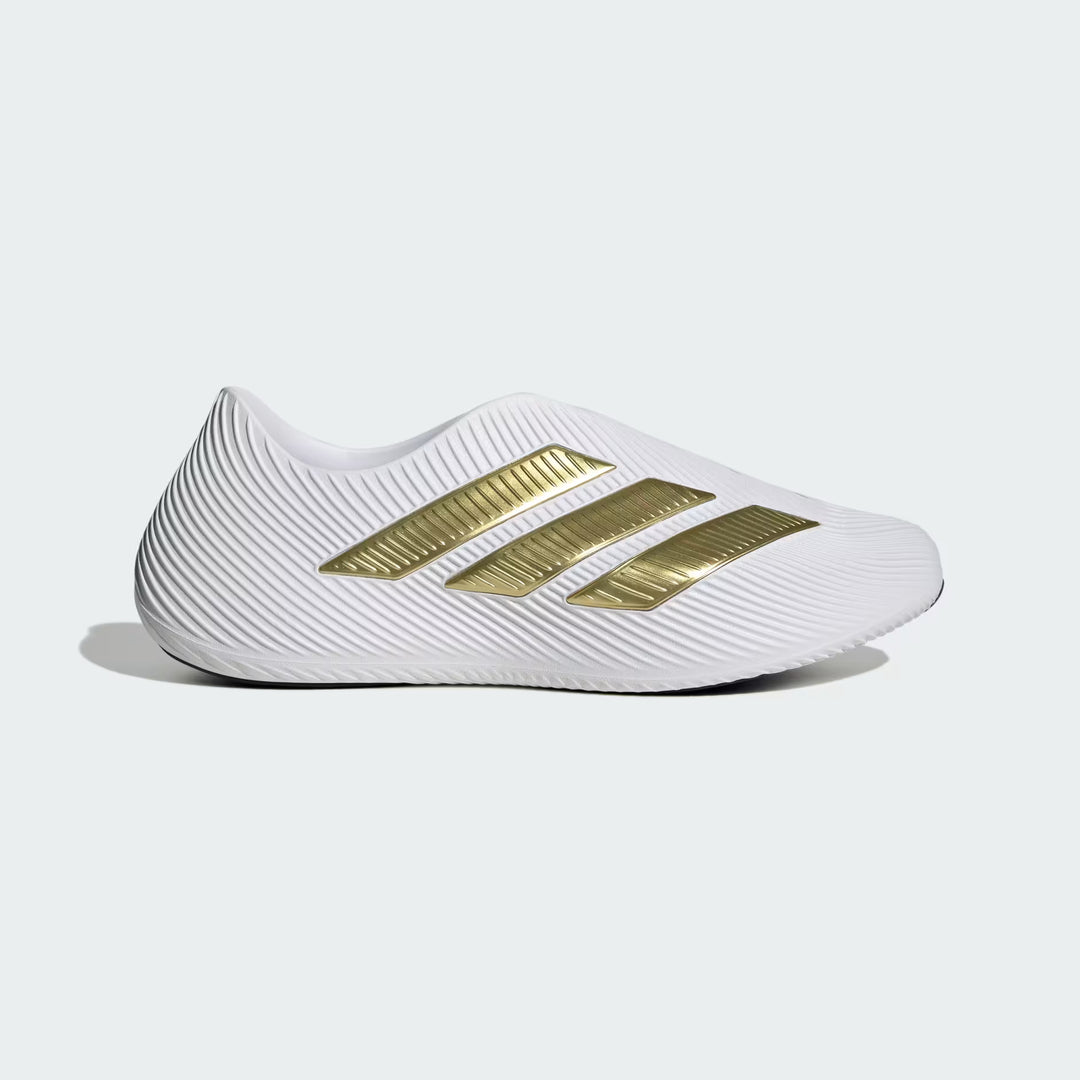 MENS PURECHILL SLIDES CLOUD WHITE /GOLD METALLIC / CORE BLACK KJ5138 1