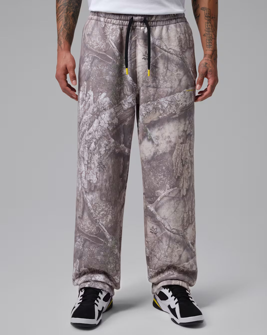 Men's Jordan Brooklyn Reeltree Sweatpants White/Bright Citron IM9862-100