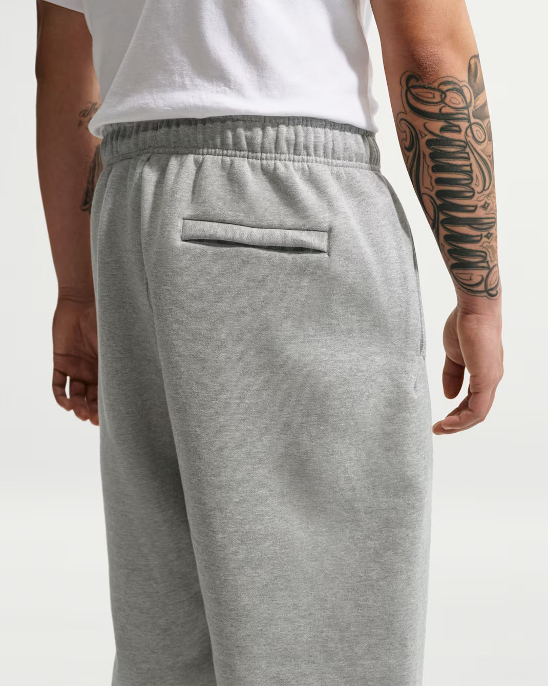 Nike Solo Swoosh Fleece Men's Cuffed Trousers
